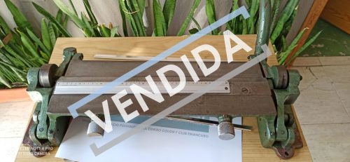 Envarilladora manual